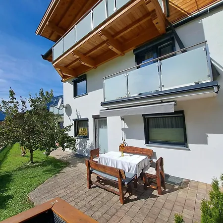 Emmerenzia Apartment