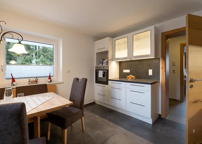 Emmerenzia Зёлль